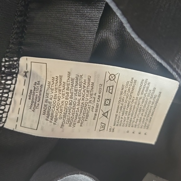 NWT Adidas Holiday Shine Black Graphic Leggings Size Small - Picture 6 of 16